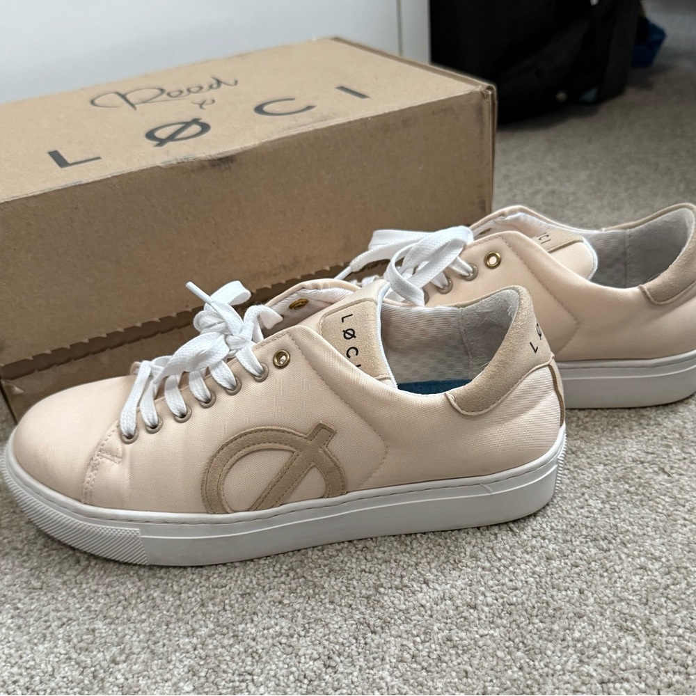 Loci x Nikki Reed Women's Beige Nine Logo Sneakers Shoes Size 38 EU US 7